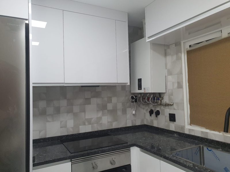 DIVERSI GROUP SL Ofrecemos servicios completos de pintura, electricidad, fontanería, pladur, albañilería y más.